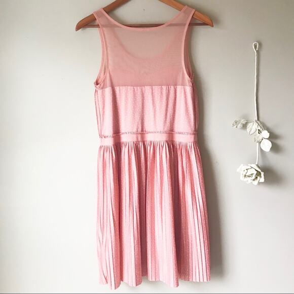 Lauren Conrad pleated dress - Picture 2 of 8